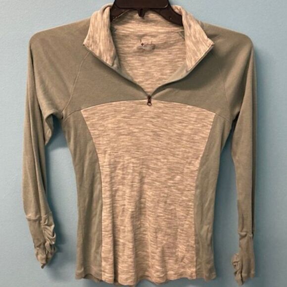 Columbia pullover with weird cuffs size S - Picture 1 of 5